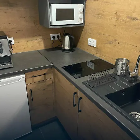 Hucul Apartment *